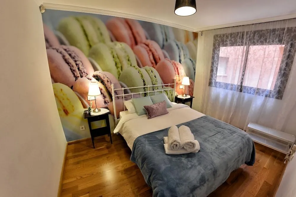 Apartamentos La Estacion - Wonderstays マラガ 4*,  スペイン